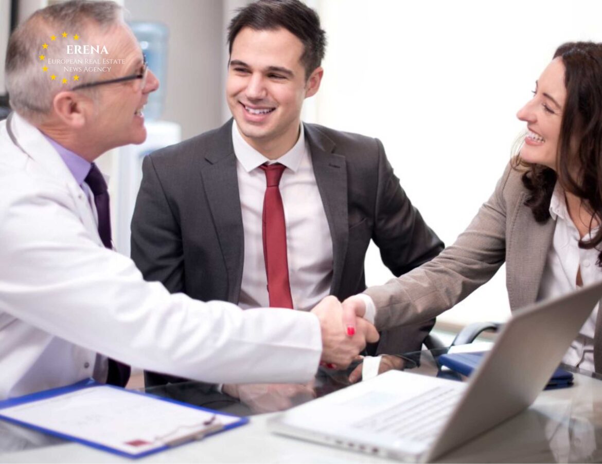 Train Agents to Build Personal Brands in 2025